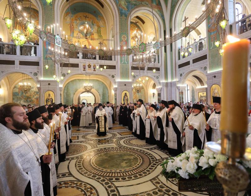«Вознеслся еси во славе, Христе Боже наш»: Сретенский монастырь встретил праздник Вознесения Господня