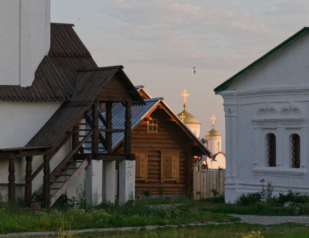 Фото 6. Свято-Александровский мужской монастырь города Суздаля. luchar.livejournal.com.jpg