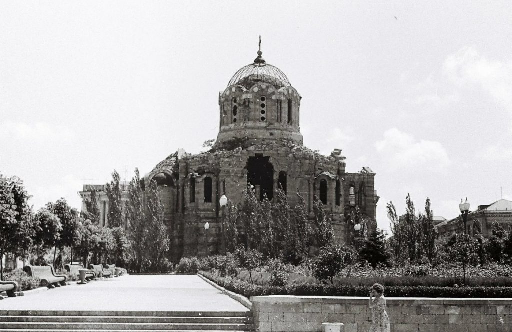Фото 6. Собор в 60-е годы XX века.jpg