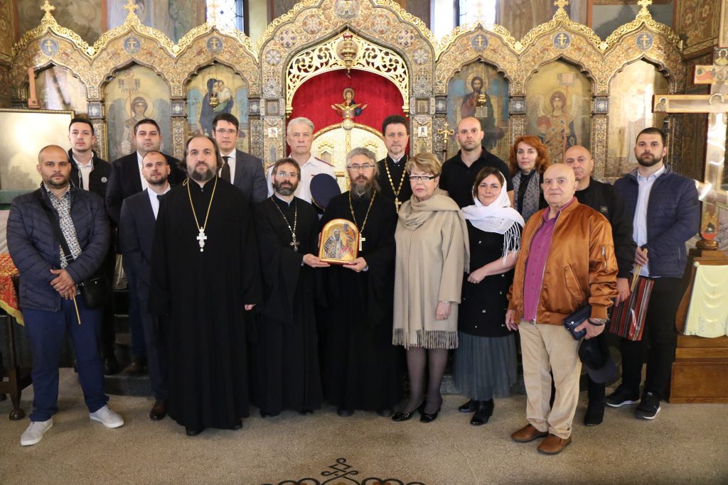 Икону отцу Иринею 16 мая