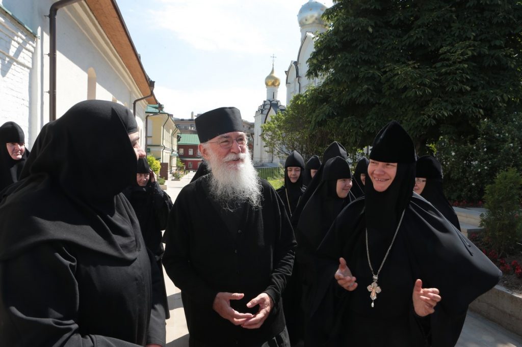 2. Старец Никон в Зачатьевском монастыре в Москве.jpg